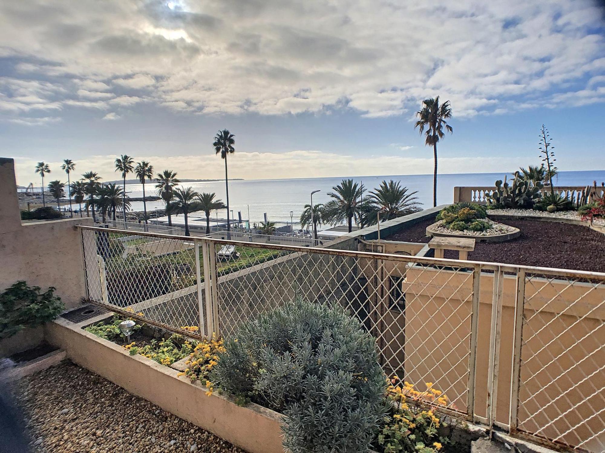 Apartment Front De 231l *