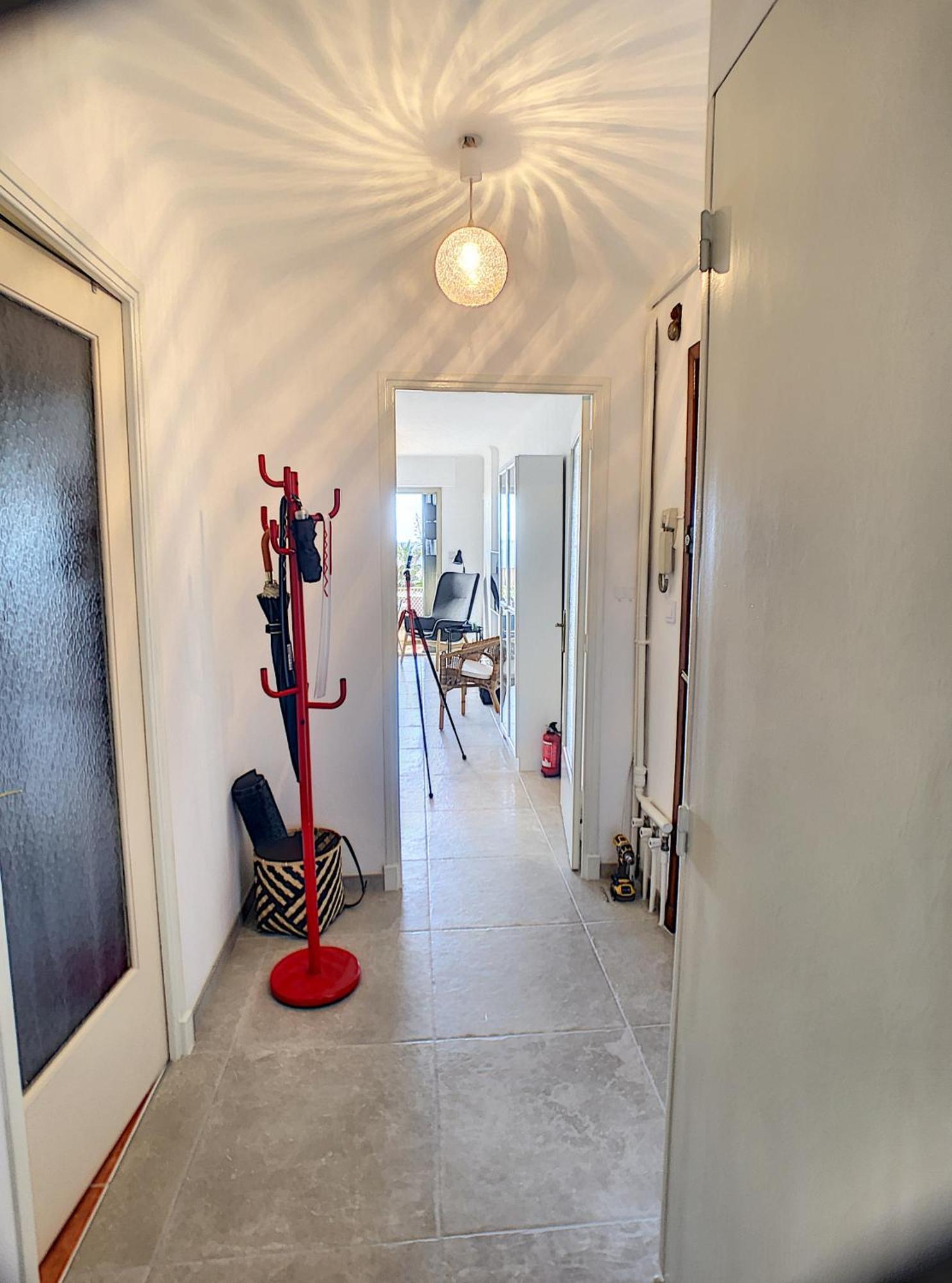 Front De 231l * Cannes