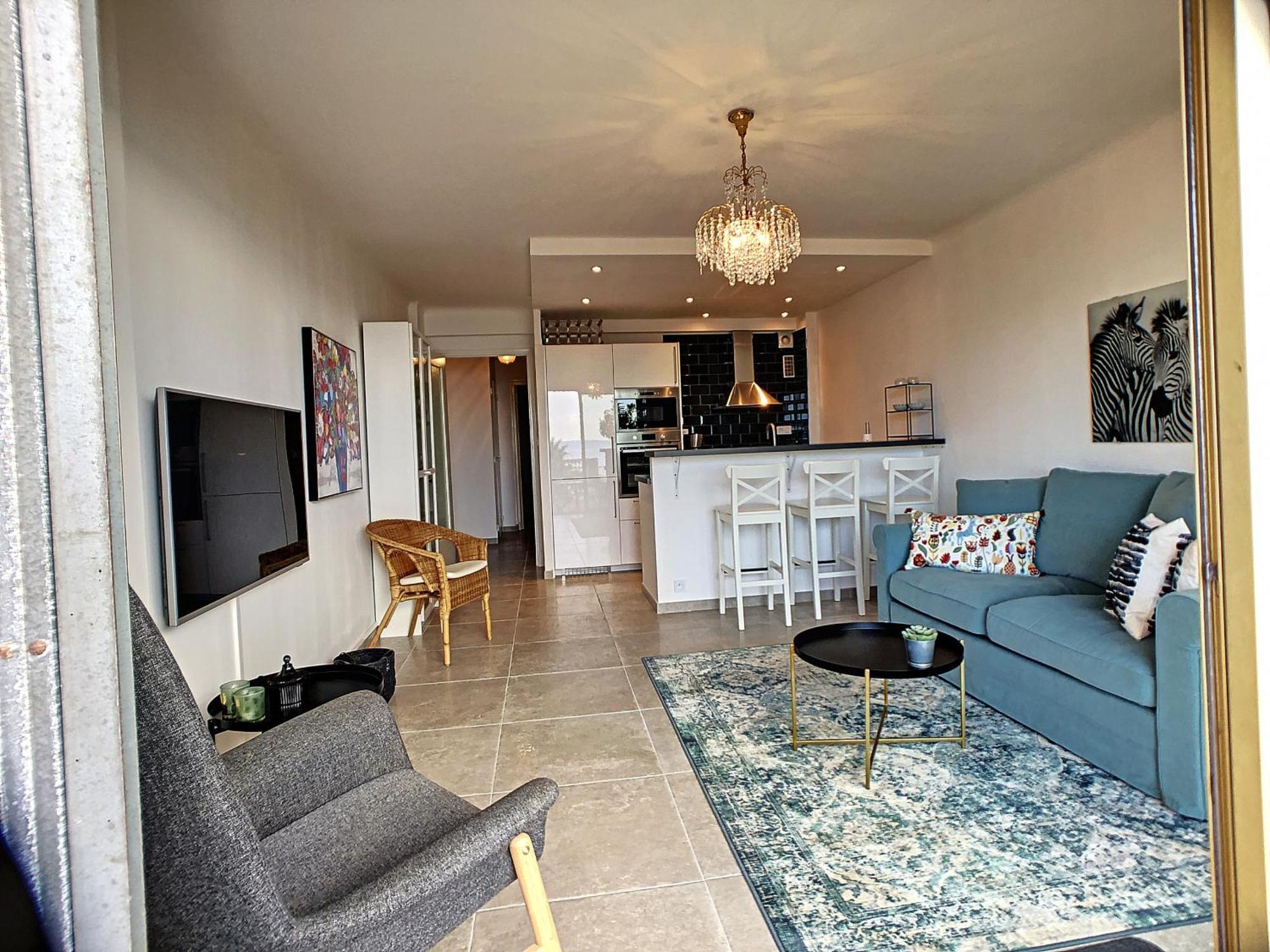 Front De 231l Appartement *